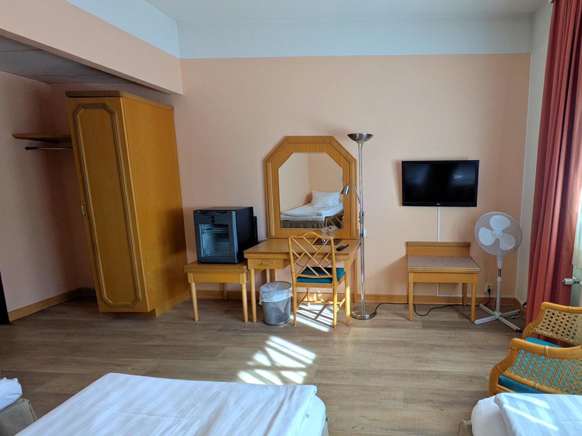 Hiisi Hotel Turku Seaport Екстериор снимка