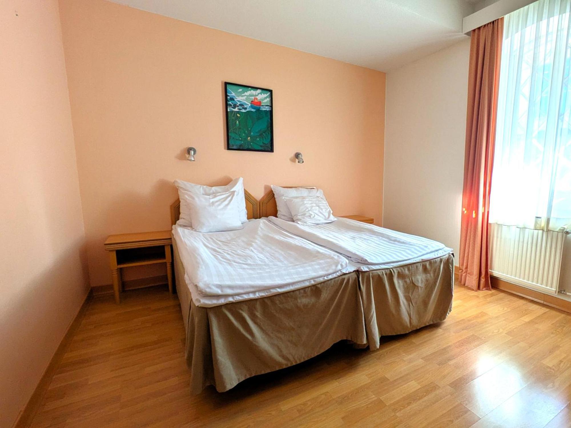 Hiisi Hotel Turku Seaport Екстериор снимка