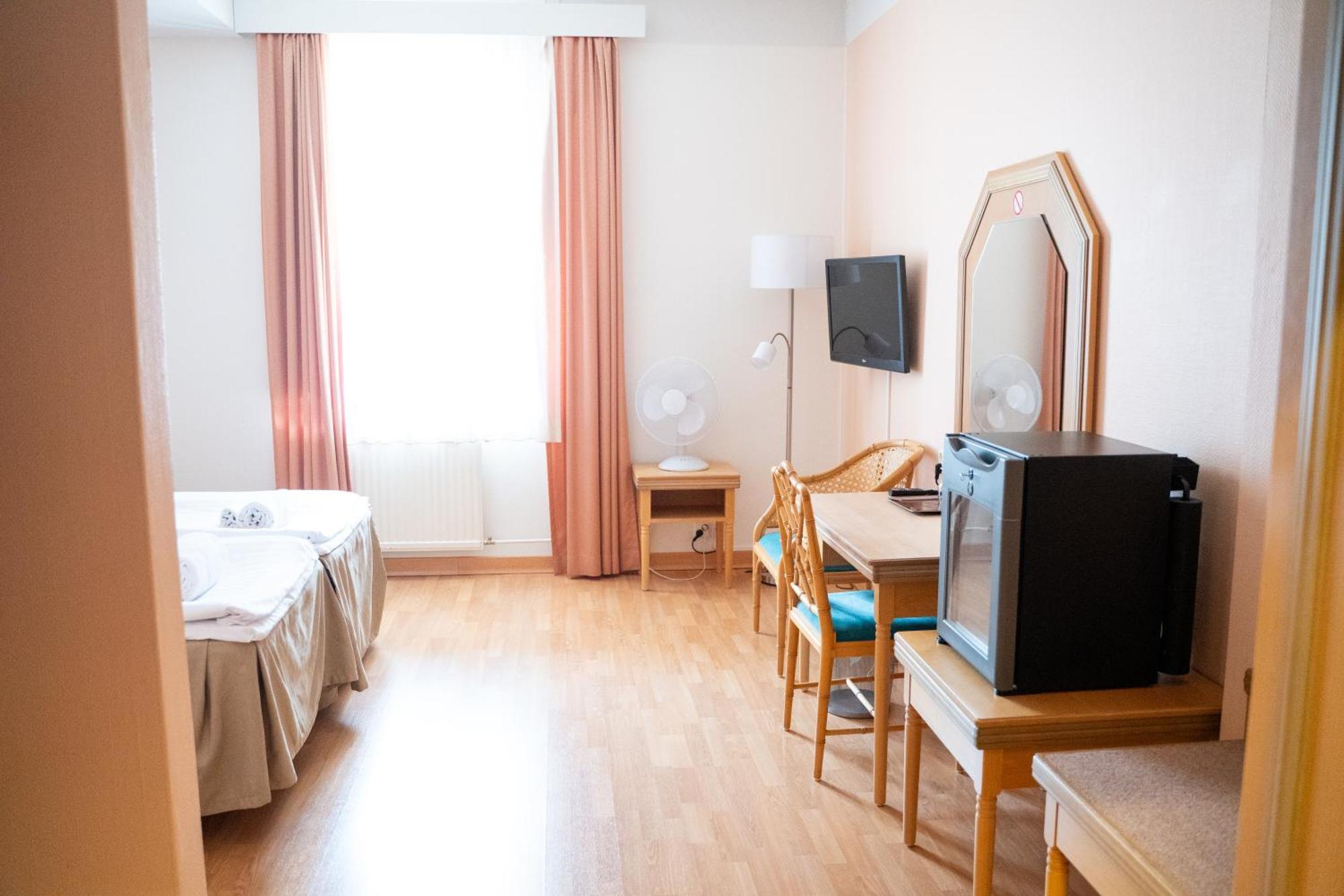 Hiisi Hotel Turku Seaport Екстериор снимка