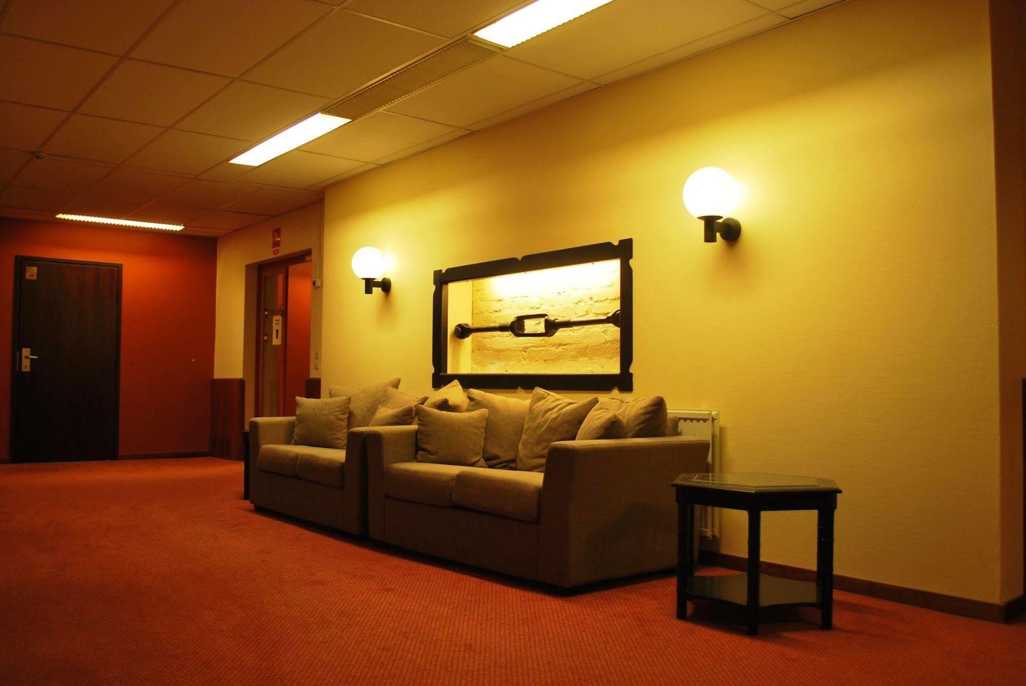 Hiisi Hotel Turku Seaport Екстериор снимка